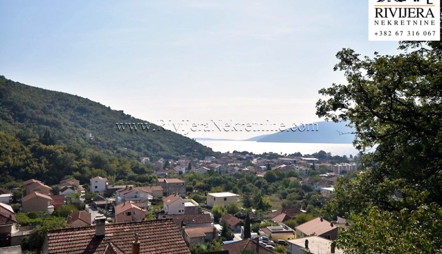 House with sea view in Zelenika, Herceg Novi